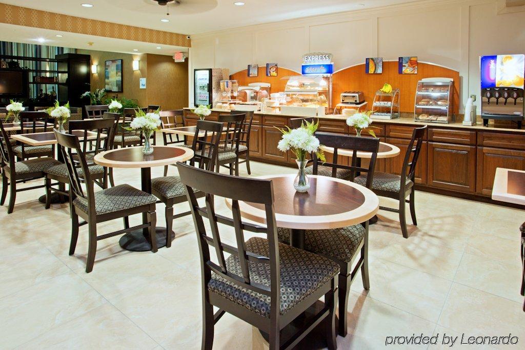 Holiday Inn Express Houston North-1960 Champions Area Louetta Kültér fotó